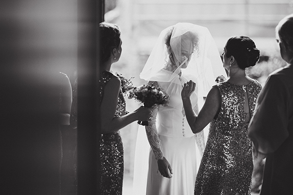 Winter Wedding Bride Wears Vintage Inspired Dress eco-friendly-bride-wallis-simpson