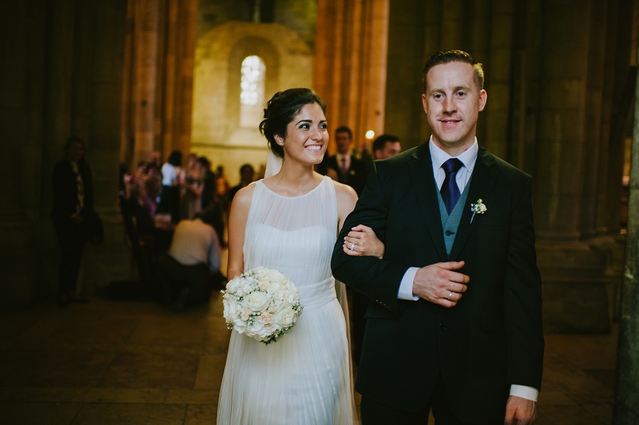 One Wedding Dress Two Looks : A Destination Summer Wedding In Portugal eco-friendly-wedding-dress