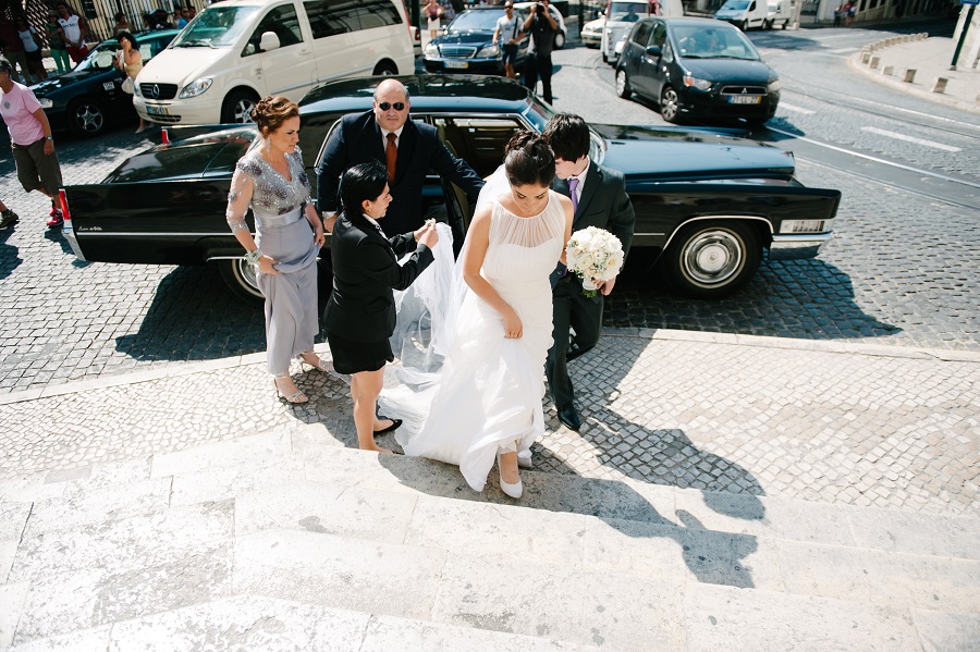 One Wedding Dress Two Looks : A Destination Summer Wedding In Portugal summer-wedding-dress-portugal