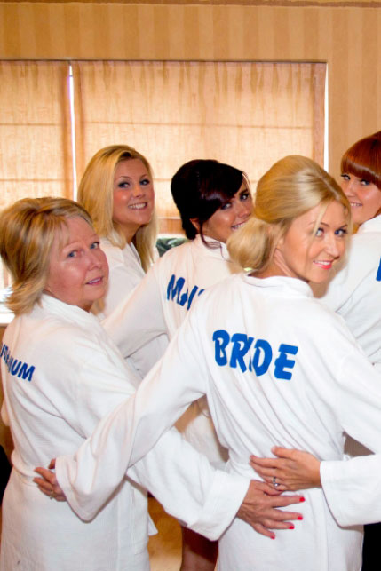 Mother’s Day Tribute to Mothers of our Brides & Grooms! mother-of-the-bride-robe