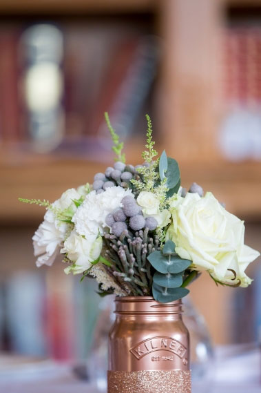 wedding-decoration-cupper-roses