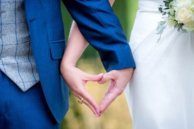 wedding-ring-bride-groom