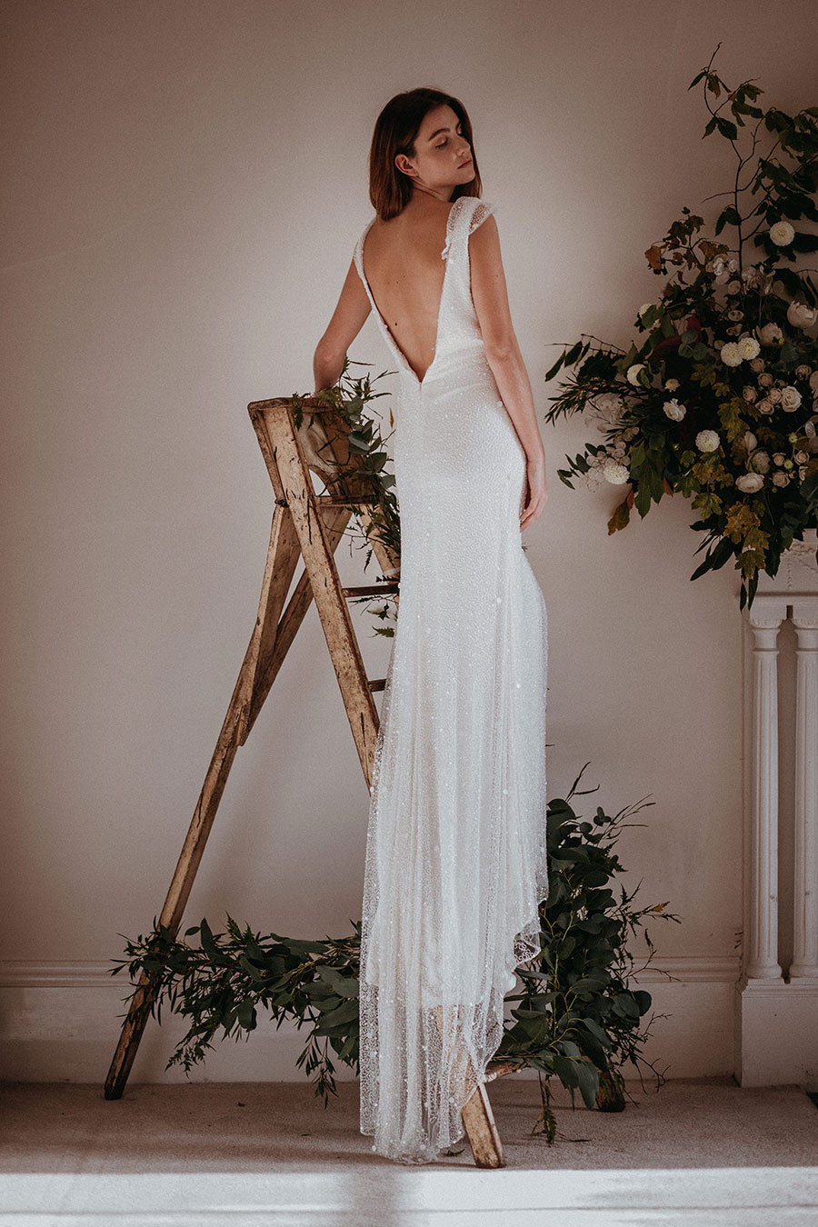 Jora-Sanyukta-Shrestha-bridal-dress-back-sample-sale